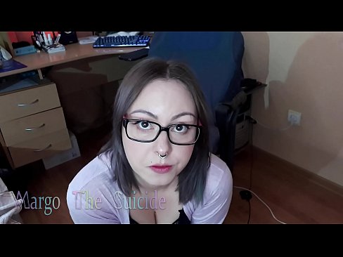 ❤️ 戴眼鏡的性感女孩在鏡頭前深吸假陽具 硬色情 在 zh-tw.assay-define-smartlink.ru ❌